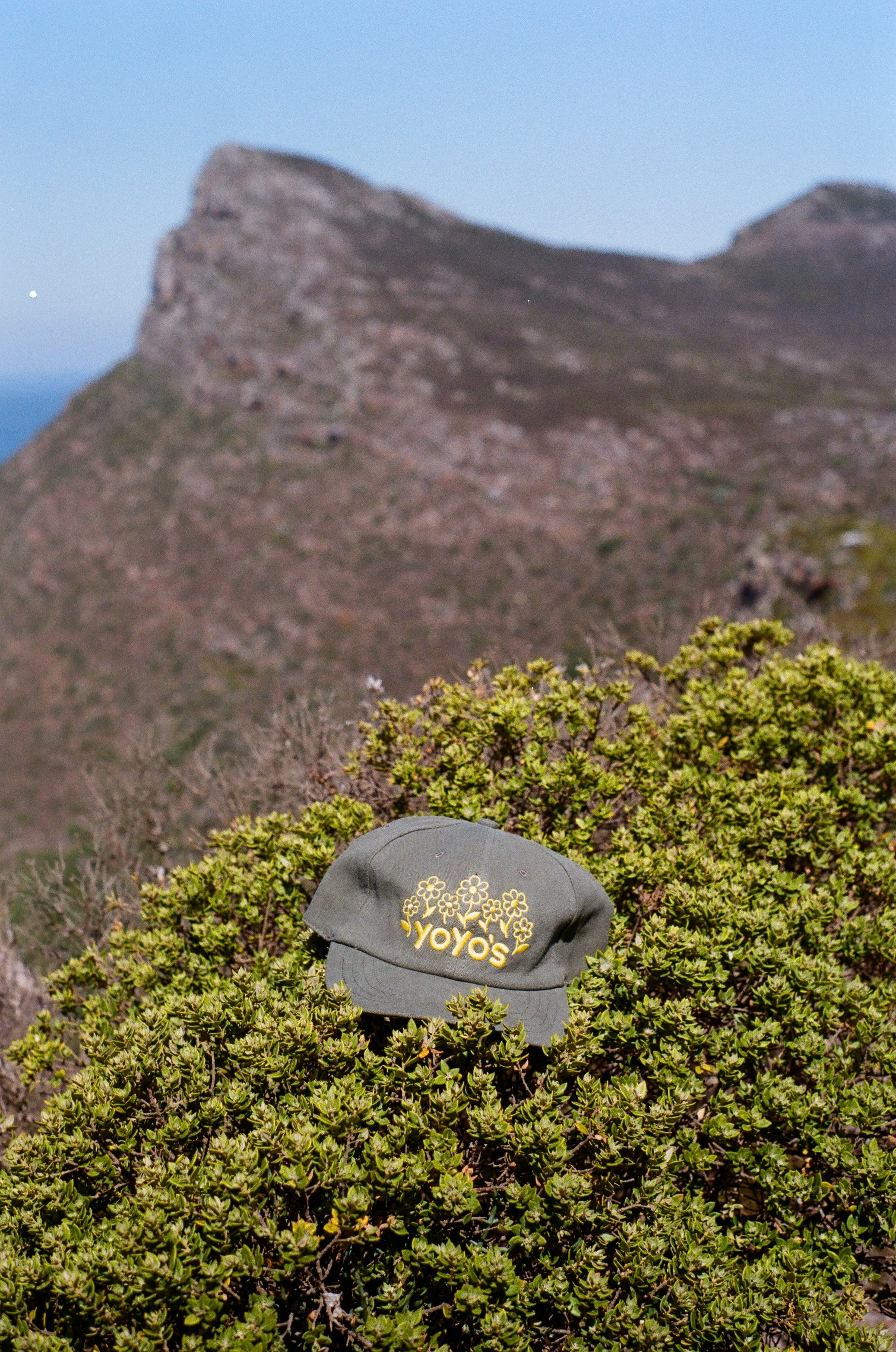 Green Flowers Cap